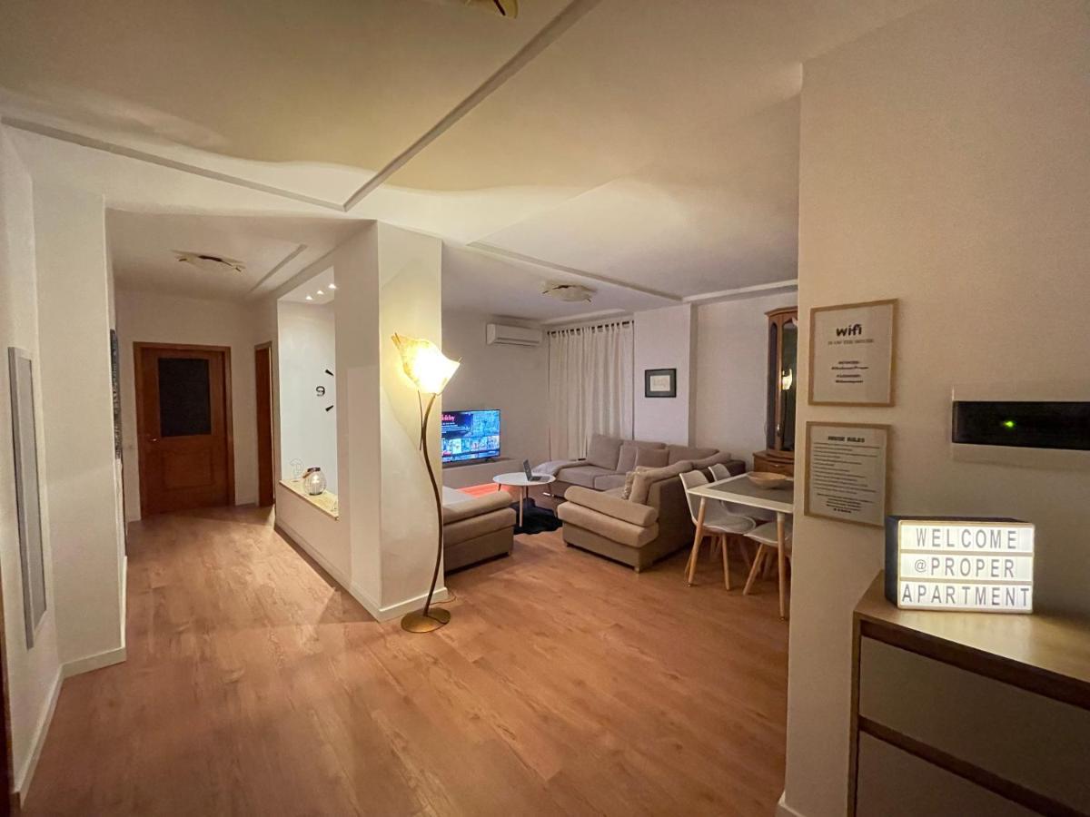 Proper Apartment 1 تيرانا المظهر الخارجي الصورة