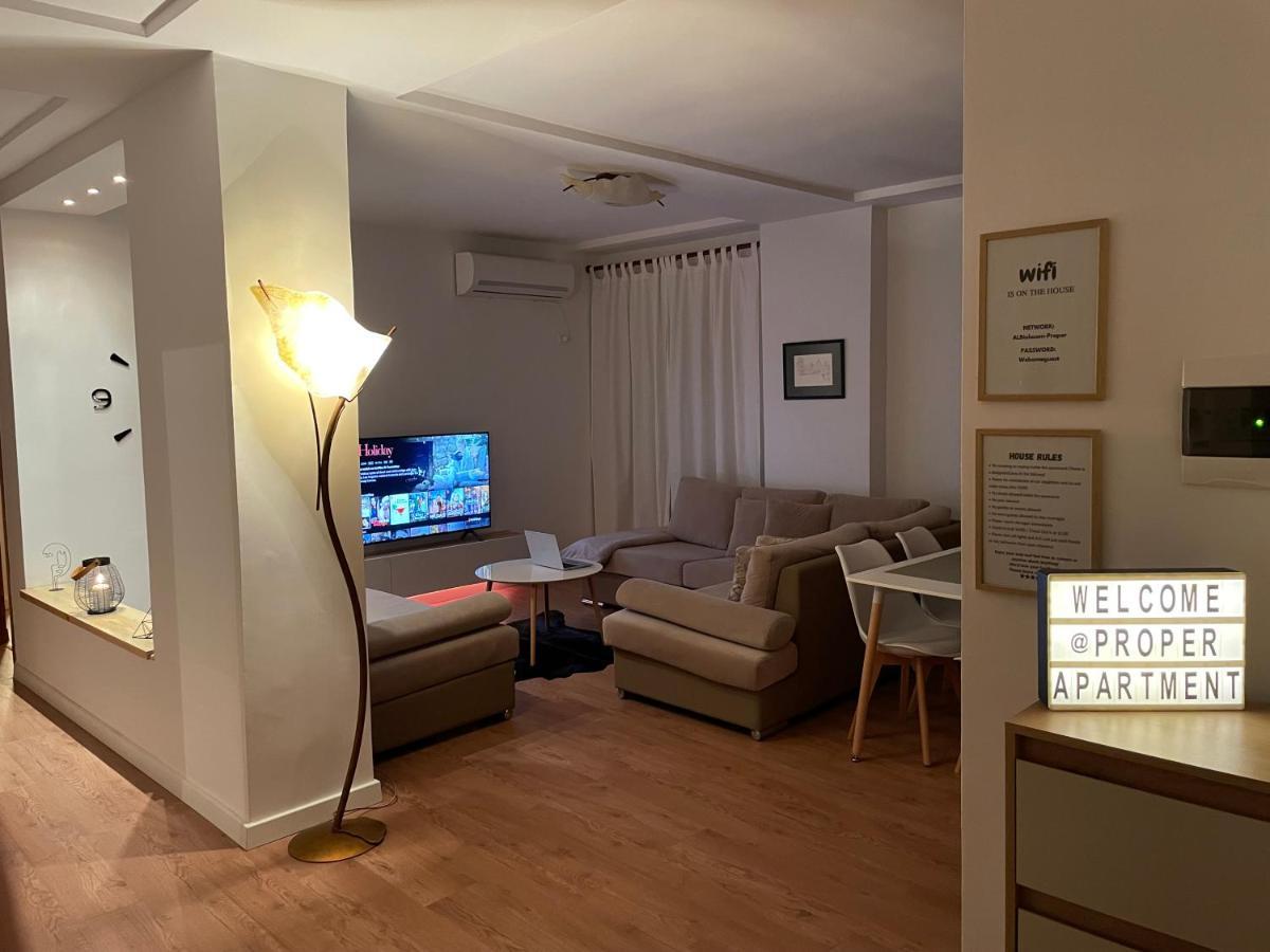 Proper Apartment 1 تيرانا المظهر الخارجي الصورة