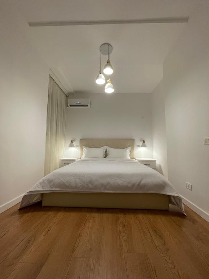 Proper Apartment 1 تيرانا المظهر الخارجي الصورة