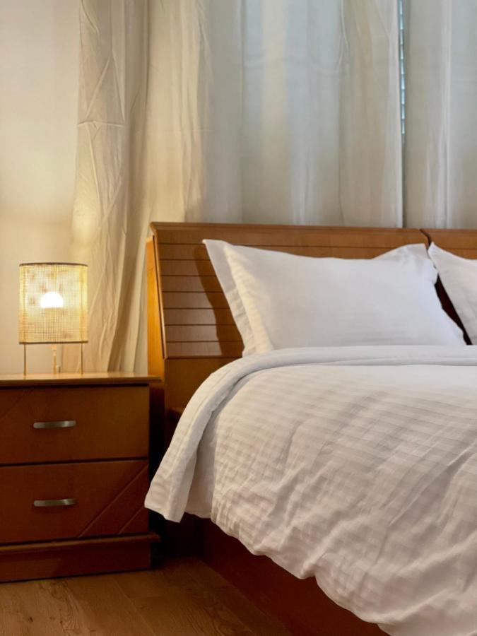 Proper Apartment 1 تيرانا المظهر الخارجي الصورة